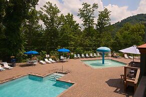 Skyline Splendor Luxe Retreat With Breathtaking Views Over Downtown Ga
