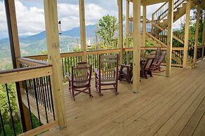 Skyline Splendor Luxe Retreat With Breathtaking Views Over Downtown Ga