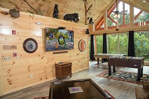 Skyline Splendor Luxe Retreat With Breathtaking Views Over Downtown Ga