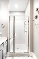 Luxury Apartment Near Emory Hospital University