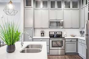 Luxury Apartment Near Emory Hospital University