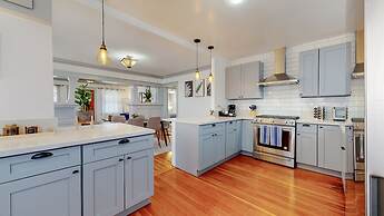 Cozy Alhambra 3BR Near Downtown Los Angeles