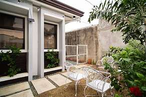 3bd Lux City Oasis LAS Pinas