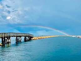 All New Beautiful Priscilla Beach House Ocean View