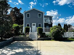 All New Beautiful Priscilla Beach House Ocean View