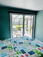 All New Beautiful Priscilla Beach House Ocean View