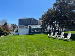 All New Beautiful Priscilla Beach House Ocean View