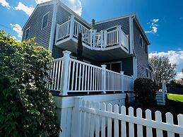 All New Beautiful Priscilla Beach House Ocean View