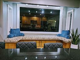 1303 Colony Dr Marietta - Full Home