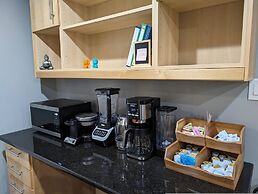 1303 Colony Dr Marietta - Full Home