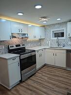 1303 Colony Dr Marietta - Full Home