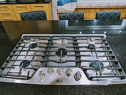 1303 Colony Dr Marietta - Full Home