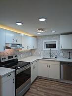 1303 Colony Dr Marietta - Full Home