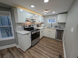 1303 Colony Dr Marietta - Full Home