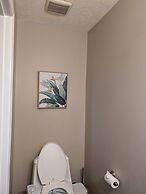 1303 Colony Dr Marietta - Full Home