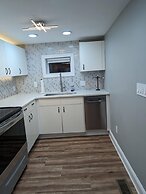 1303 Colony Dr Marietta - Full Home