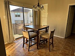 Autin - Family & Groups - Modern Lux