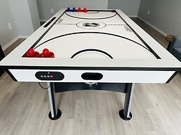 Autin - Family & Groups - Modern Lux