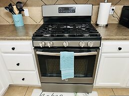 Autin - Family & Groups - Modern Lux