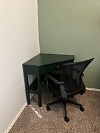 Autin - Family & Groups - Modern Lux