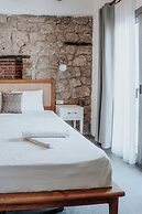 The Comelly Alaçatı