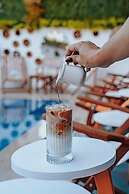 The Comelly Alaçatı