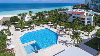 Vacation getaway with beach access