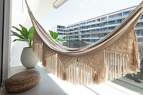 Armonía Luxe Condo Experience