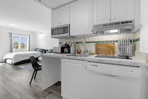 Premium Condos near Universal Studios