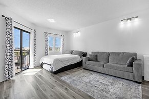 Premium Condos near Universal Studios