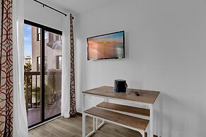 Premium Condos near Universal Studios