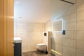 Orchard Barn-Luxury 4 BD Barn Conversion