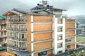 Simsa Heights Manali