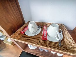 Samet Nangshe Goodview