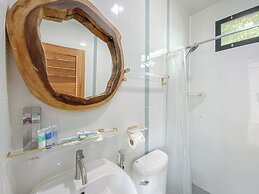 Samet Nangshe Goodview