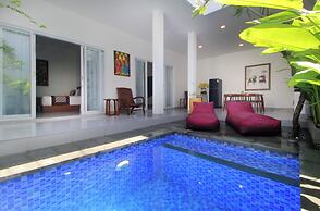 Bougainvillea Villa Seminyak by Parigata