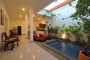Bougainvillea Villa Seminyak by Parigata