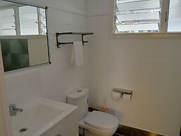 Innisfail Riverfront Motel