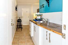 Innisfail Riverfront Motel