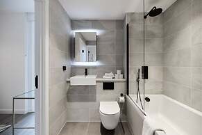 The Tottenham Hale Crib - Trendy 2bdr Flat With Balcony