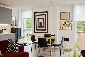 The Tottenham Hale Crib - Trendy 2bdr Flat With Balcony