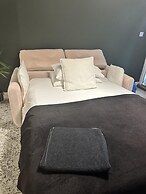 Close to Leeds Centre - The Snug Apartment