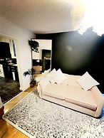 Close to Leeds Centre - The Snug Apartment