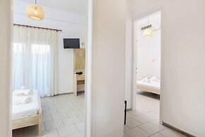 Spanos Apartments Anna's Lodge