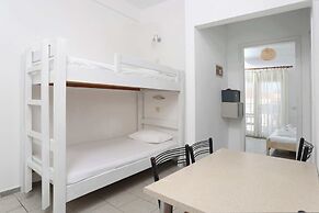 Spanos Apartments Anna's Lodge