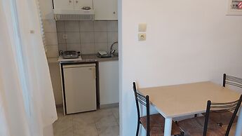 Spanos Apartments Anna's Lodge