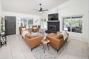 Peoria Oasis on Golf Course Pool Putting Green