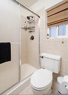 Peoria Oasis on Golf Course Pool Putting Green