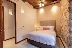 Casa Cuero - Rooftop Pool - Historic Center