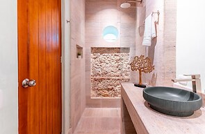 Casa Cuero - Rooftop Pool - Historic Center